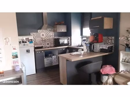 f2 45 m² duplex rénové à neuf  bien situé