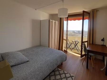 chambre 1 pièce 10 m²