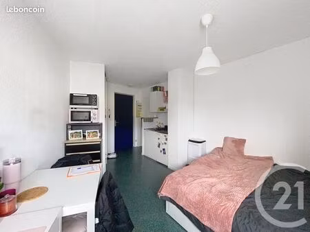 appartement 1 pièce 18 m²