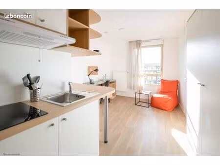 appartement 1 pièce 14 m²