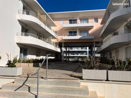 t2 à louer près campus la rochelle