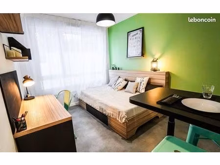 studio 1 pièce 17 m²