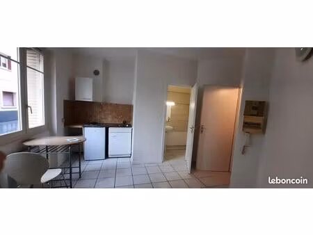 studio 1 pièce 16 m²