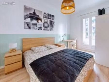 chambre 5 pièces 83 m²