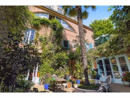 maison de luxe à vendre dans le quartier moskowa-porte montmartre-porte de clignancourt