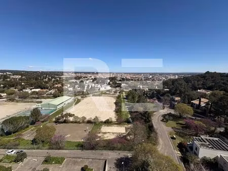 a vendre appartement de 83 m² sur nimes