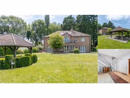 villa à vendre avec terrasse et jardin   waterloo (vbe19440)