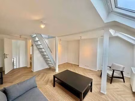 chatelain - duplex meublé de 55m²