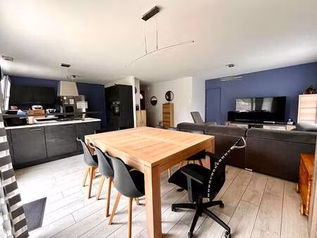 vente maison à sainte-pazanne (44680) : à vendre / 97m² sainte-pazanne