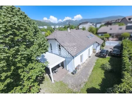 maison de luxe à vendre dans le quartier ouest