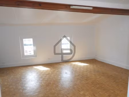 deux pièces de 35 m² loue vide