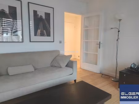 grand deux pieces meublees avec un petit balcon av versailles me