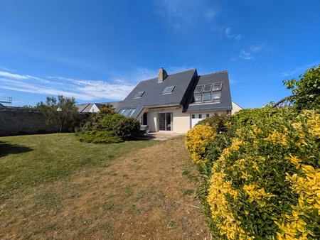 gâvres acces direct a la plage jolie maison de 105m² environ 5 pièces parcelle clôturée en