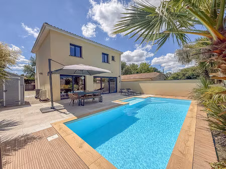 maison familiale saint medard en jalles 5 pièce(s) 115 m2 - coup de coeur - quartier du 'c