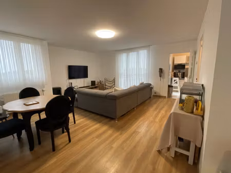 appartement à vendre luisant 4 pièce(s) 87m2 162 000€