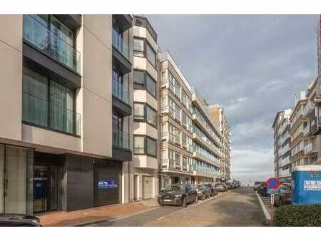 appartement avec superbe terrasse ensoleillée et vue laté...