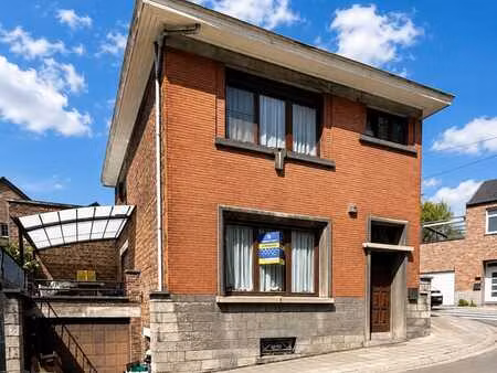 très belle maison 3 façades