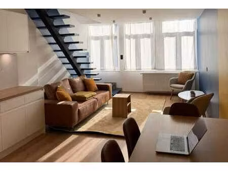 maison unifamiliale 4 chambres entièrement rénovée