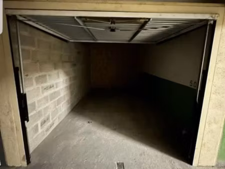 box de 13m2