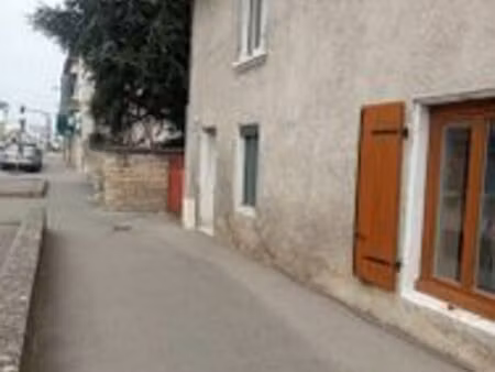 location appartement centre ville de saint bonnet de mure