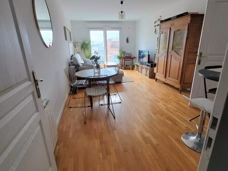 location 51m2 alfortville proche metro