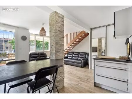 superbe t4 duplex meublé idéal colocation