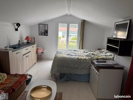 studio meublé à casteljaloux