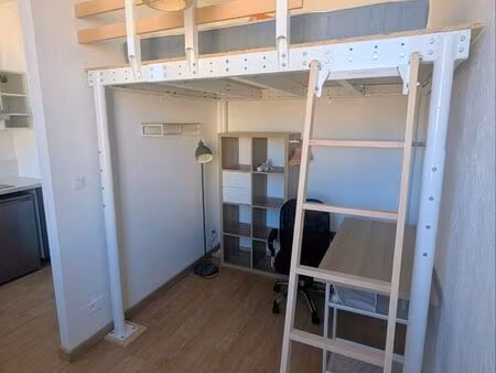 studio meublé 18 m2 - la timone