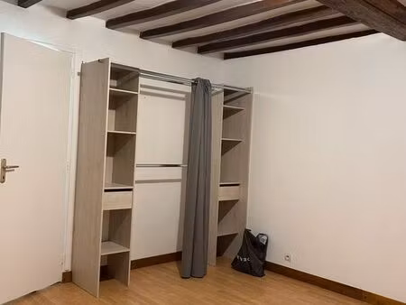 location f2