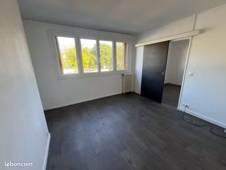 appartement 3 pièces 49 m2