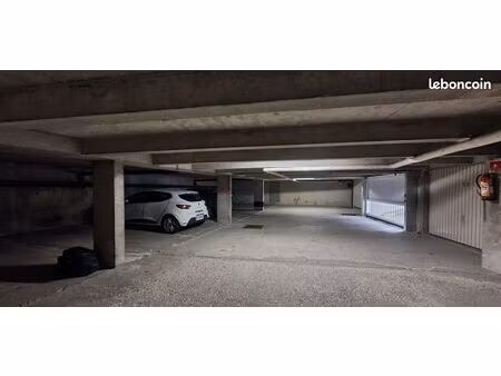 parking couvert dans résidence rue neppert - mulhouse