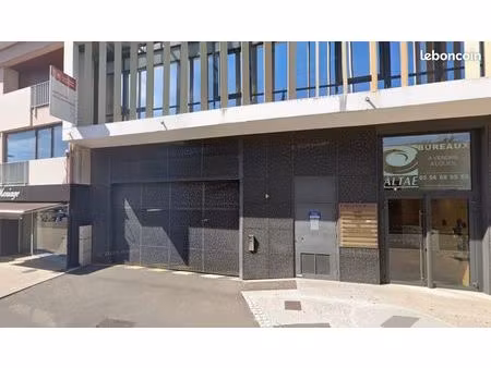 place de parking centre-ville de mont-de-marsan contre le cinéma grand club - garage soute