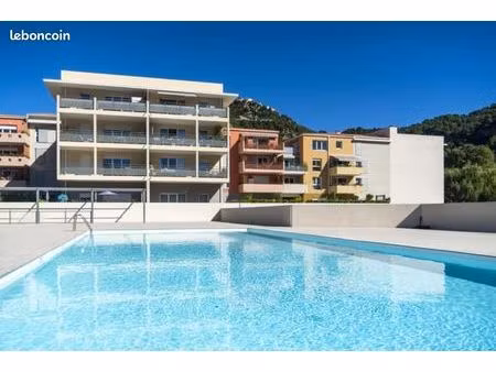 location 2 pieces dernier etage