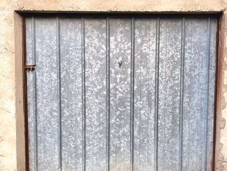 garage / box avec porte à double sécurité  quartier beaulieu