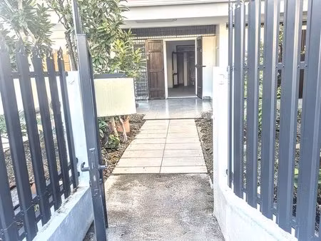 appt t4 rdc avec un jardin 97400 saint denis