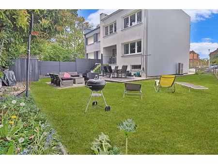 charmante maison 4 ch  102 m2  jardin  terrasses et garage