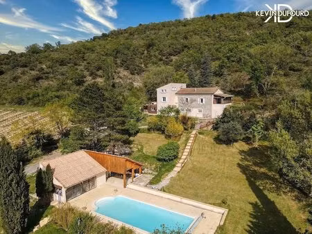 maison de 160m² sur un terrain de 6000m² à