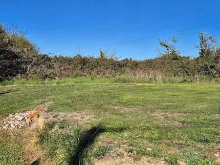 vente terrain 1585 m² à grassac (16380)  13 000 €