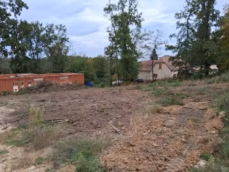 vente terrain 1401 m² à lembras (24100)  44 000 €