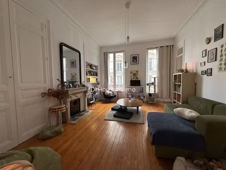 appartement f3 - place du vieux marche