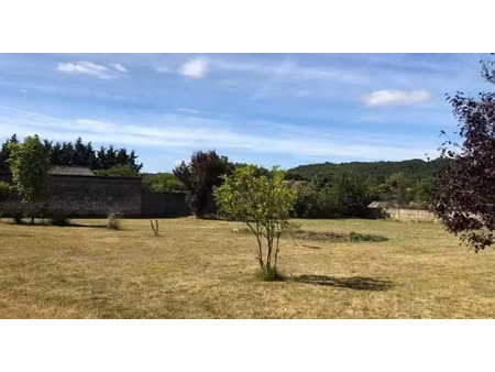 vente terrain 1400 m² à archigny (86210)  31 000 €