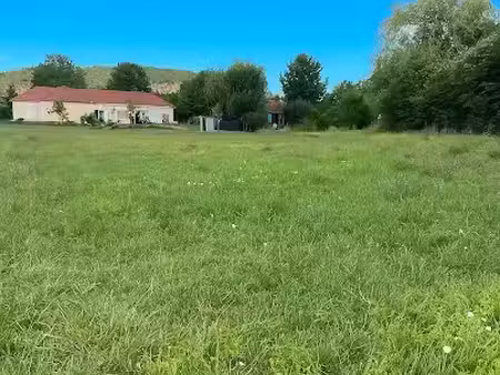 vente terrain 1860 m² à lanzac (46200)  40 300 €