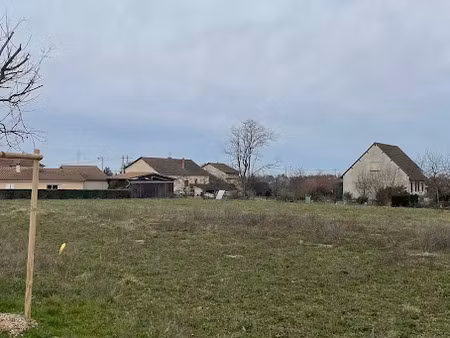 vente terrain 651 m² à marcigny (71110)  27 957 €