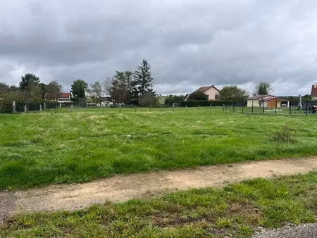 vente terrain 839 m² à les aynans (70200)  30 204 €