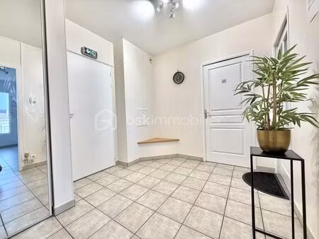 appartement de 54 66 m² à chassieu