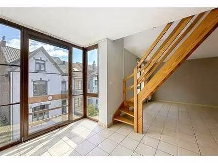cap'houses : cœur d’ottignies  duplex 2 chambres + parking
