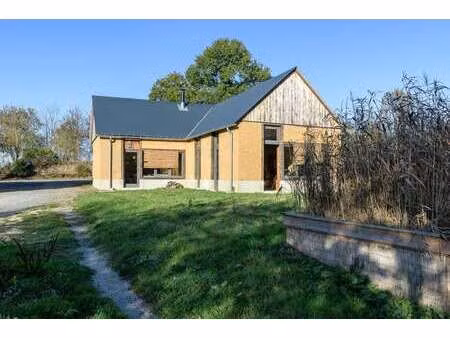 vente bureaux et commerces à saint-germain-sur-ille (35250) : à vendre / 81m² saint-germai