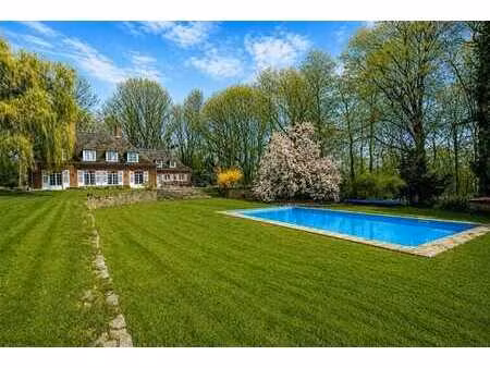 propriété exclusive sur 1 hectare 60
