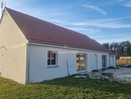 magnifique maison familiale de 7 pièces avec un garage spacieux à montcresson