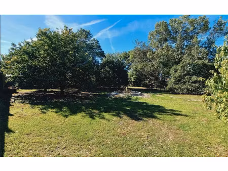 vente terrain 1064 m² à saint-froult (17780)  82 500 €
